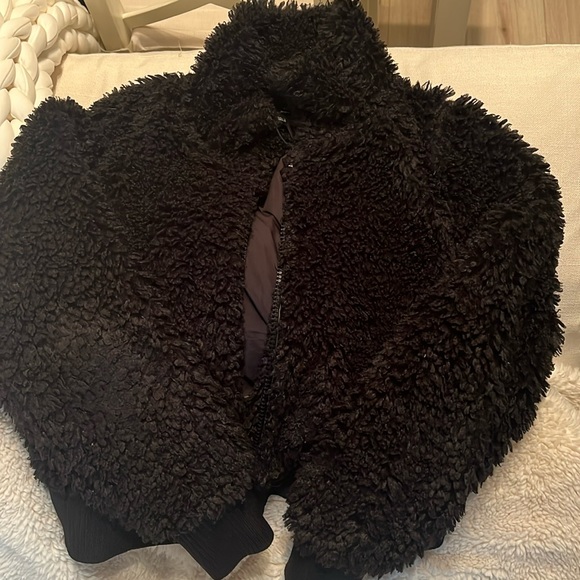 ZARA Sherpa jacket - Picture 1 of 2